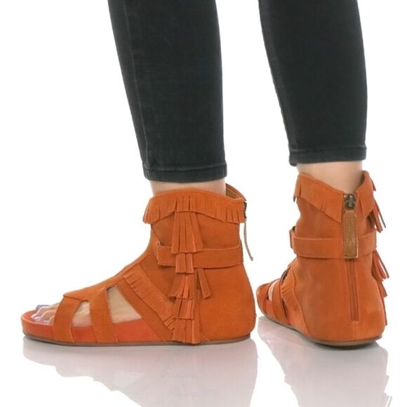 NIB Dingo Fringe Suede Sandals - Picture 9 of 10